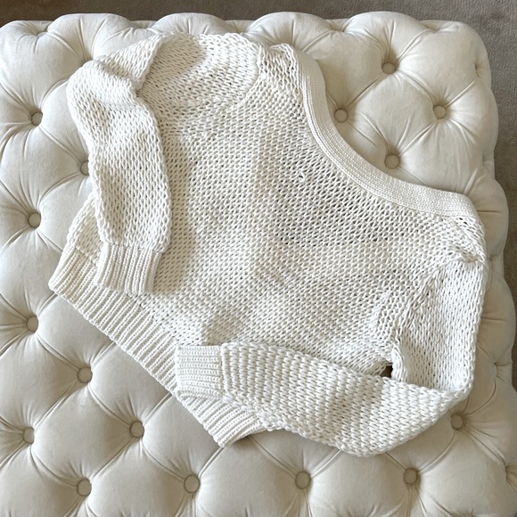 Club Monaco cropped sweater - Picture 2 of 2